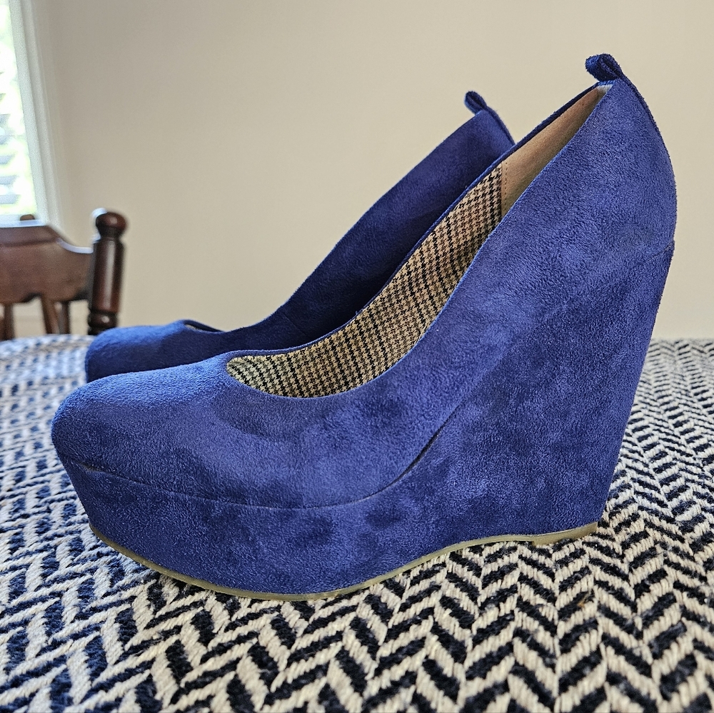 Benaventé Indigo Blue Platform Wedges: Women's EU 39 (USA 8.5)